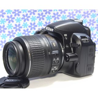 Nikon - ☆ニコンの定番一眼入門機♪iPhone転送OK☆ニコン D3100 望遠