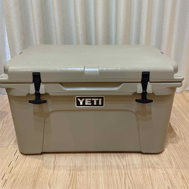 新品未使用 Yeti Tundra 45 Tan イエティ タンドラ