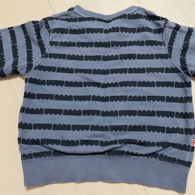 UNIQLO(ユニクロ)のユニクロ　レゴ　トレーナー　100cm キッズ/ベビー/マタニティのキッズ服男の子用(90cm~)(Tシャツ/カットソー)の商品写真