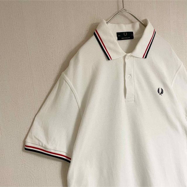 FRED PERRY(フレッドペリー)のフレッドペリー ポロシャツ 白 イングランド製  刺繍  M相当 メンズのトップス(ポロシャツ)の商品写真