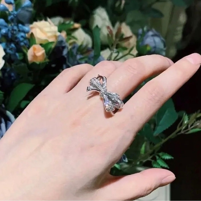 最高品質！！　リボン✨シルバー✨925 リング　指輪　SONAダイヤモンド レディースのアクセサリー(リング(指輪))の商品写真