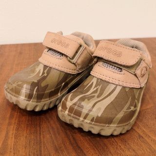 クロックス(crocs)の【新品　未使用】クロックス crocs ベビーシューズ　13cm 〜 14cm(サンダル)