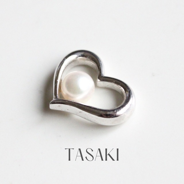 TASAKI(タサキ)の専用 タサキ オープンハートパールペンダントトップ レディースのアクセサリー(ネックレス)の商品写真