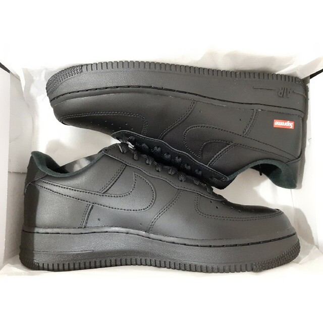 Supreme × Nike Air Force 1 Low "Black"