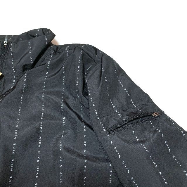 NIKE(ナイキ)の新品　Sサイズ　ナイキ　ウィメンズ DF アイコン クラッシュ ジャケット　黒 レディースのジャケット/アウター(その他)の商品写真