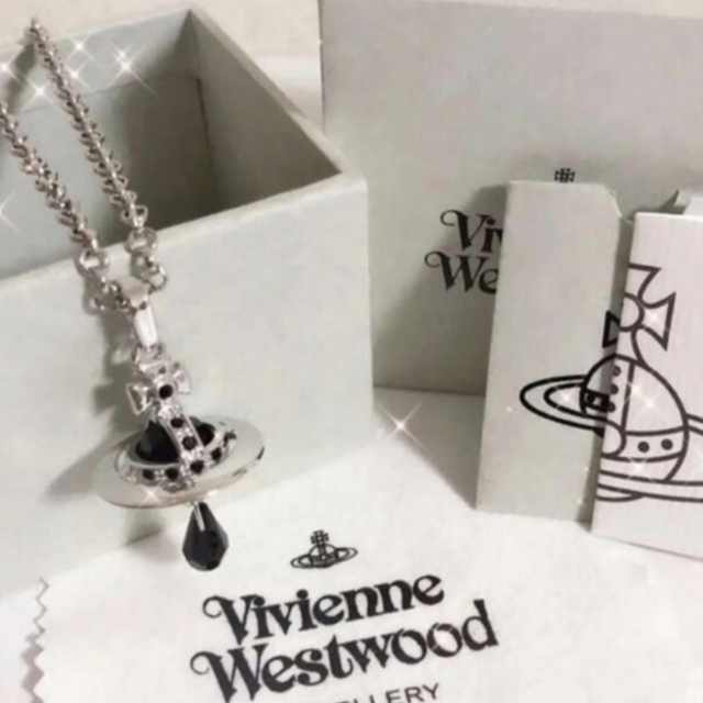 Vivienne Westwood(ヴィヴィアンウエストウッド)のVivienneWestwood ネックレス レディースのアクセサリー(ネックレス)の商品写真