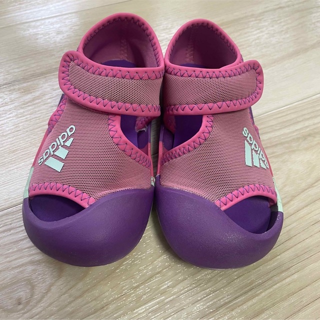 adidas りり様専用 adidas キッズサンダル 13cm アディダスの通販 by yuri アディダスキッズサンダル