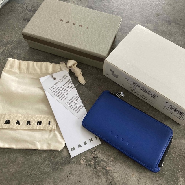 ショッピングオンライン MARNI マルニ コインケース カードケース