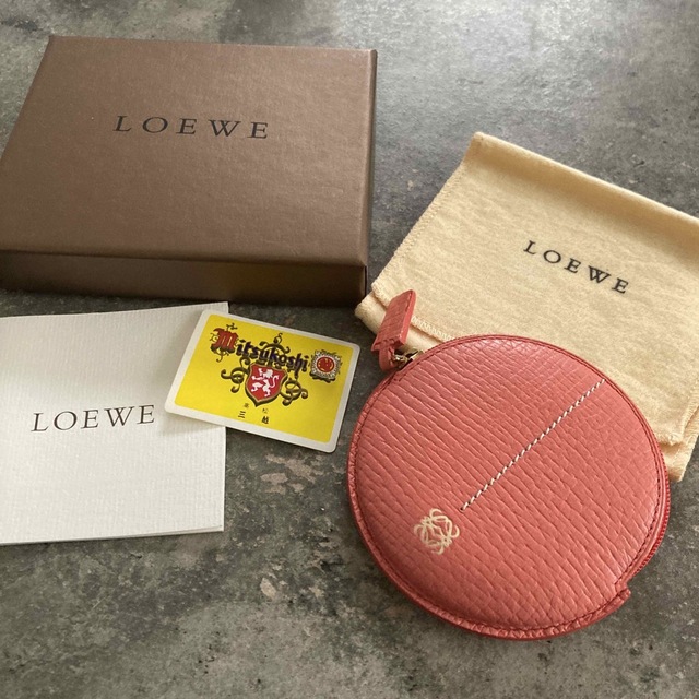 新品未使用! LOEWE ロエベ コインケース ピンク 丸型 小銭入れ