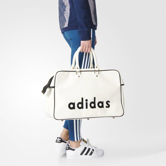 adidas(アディダス)の【新品・即納ＯＫ】adidas オリジナルス ボストンバッグ 白 ビンテージ メンズのバッグ(ボストンバッグ)の商品写真