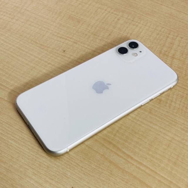 au→SIMロック解除 iPhone11 64GB ホワイト 本体のみ