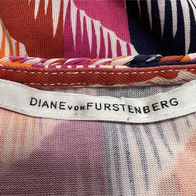 DIANE von FURSTENBERG(ダイアンフォンファステンバーグ)のダイアンフォンファステンバーグ　ワンピース　トップス　ピンク　 シルク100% レディースのワンピース(ミニワンピース)の商品写真