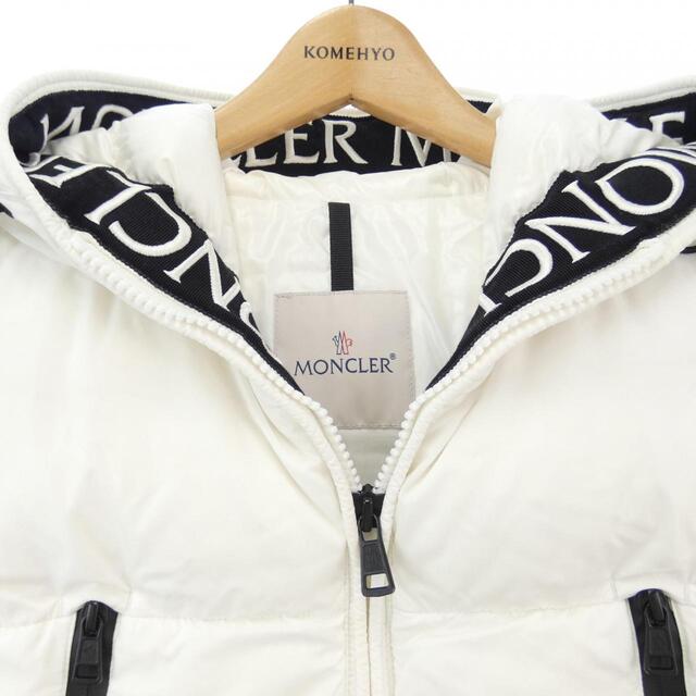 モンクレール MONCLER ダウンジャケット