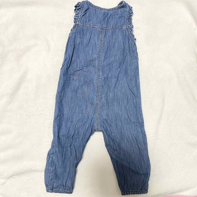 babyGAP(ベビーギャップ)のGAP デニム 80cm 12〜18ヶ月 オーバーオール ズボン ロンパース キッズ/ベビー/マタニティのベビー服(~85cm)(パンツ)の商品写真