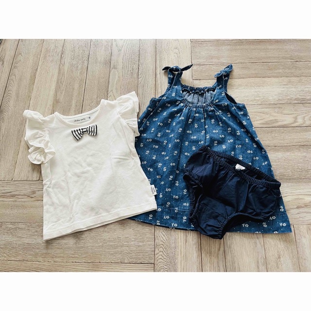 babyGAP(ベビーギャップ)のベビーギャップ  べべ　ワンピース　Tシャツ キッズ/ベビー/マタニティのキッズ服女の子用(90cm~)(ワンピース)の商品写真