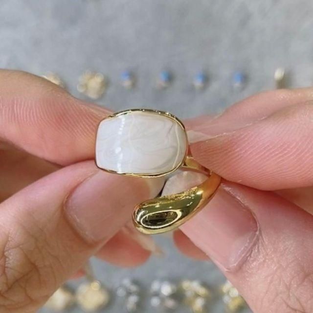 リング 韓国 レディース ゴールド 小ぶり おしゃれ プレゼント　指輪 レディースのアクセサリー(リング(指輪))の商品写真