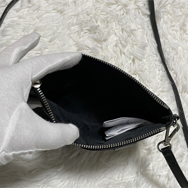 MONCLER モンクレール レザー ショルダーバッグ ポシェット サコッシュ-