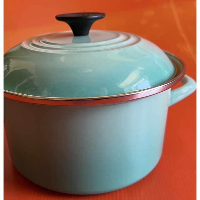 ついに再販開始！ キャセロール(鍋)の中古 Le Creuset LE ルクルーゼ