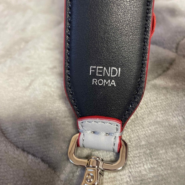 FENDI(フェンディ)のFENDI ストラップユー レディースのファッション小物(その他)の商品写真