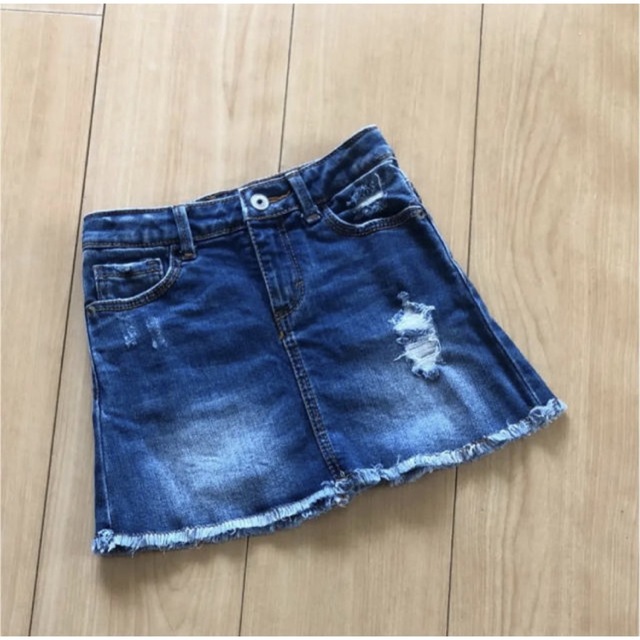 ZARA KIDS(ザラキッズ)のZARA キッズ　デニムスカート キッズ/ベビー/マタニティのキッズ服女の子用(90cm~)(スカート)の商品写真