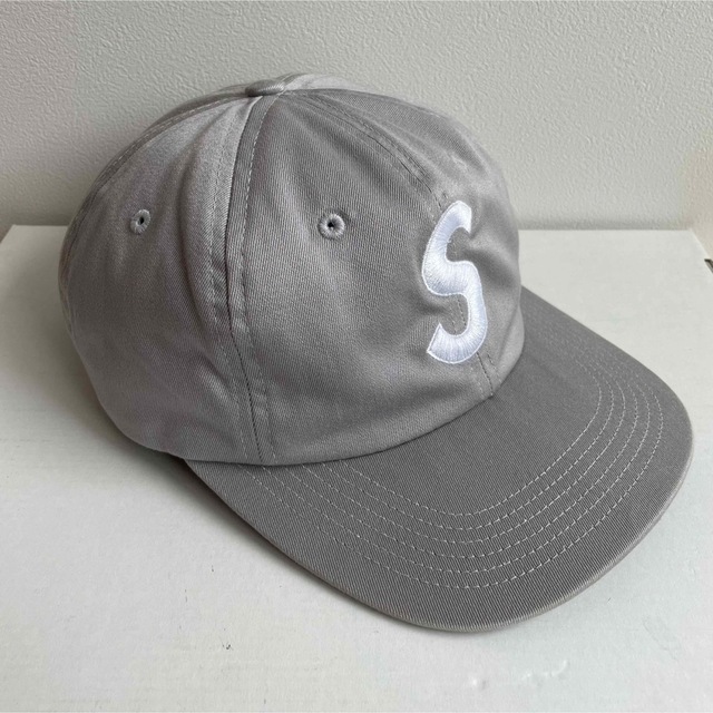 専用】Supreme S Logo 6-Panel Cap キャップ Grey 専用】Supreme S Logo 6-Panel Cap キャップ Grey
