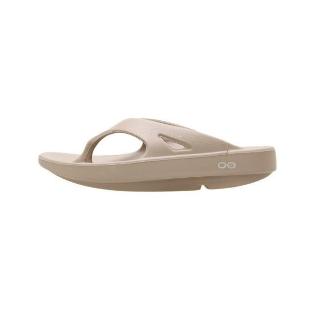 OOFOS(ウーフォス)のトング サンダル recovery リカバリー 新色 23 レディースの靴/シューズ(サンダル)の商品写真