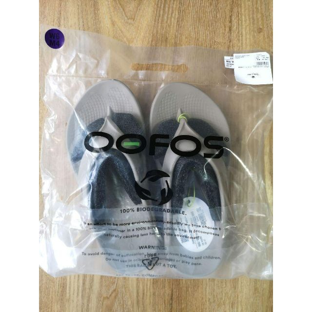 OOFOS(ウーフォス)のトング サンダル recovery リカバリー 新色 23 レディースの靴/シューズ(サンダル)の商品写真