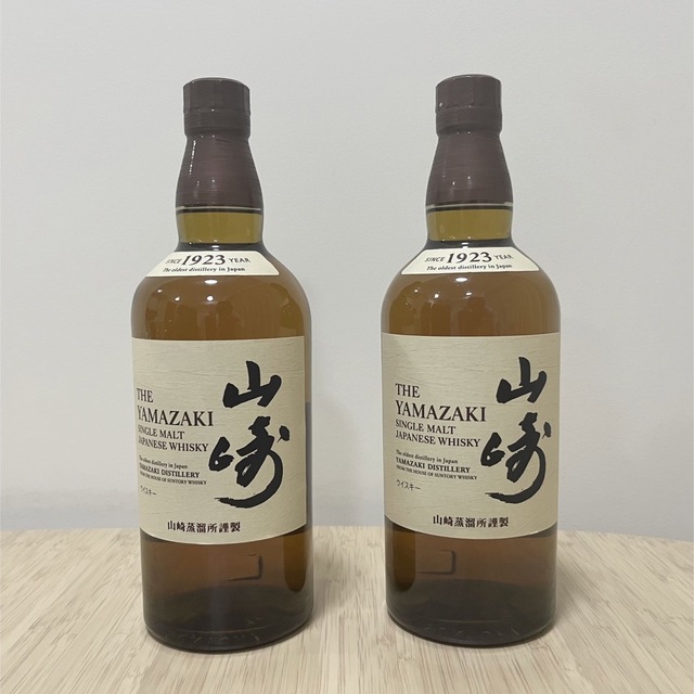 サントリー(サントリー)の山崎　シングルモルト　ウイスキー　700ml 2本 食品/飲料/酒の酒(ウイスキー)の商品写真