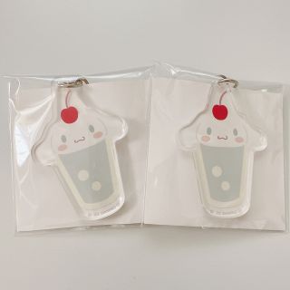 サンリオ(サンリオ)の【★1点の価格です】サンリオ クリームソーダ シナモン アクリルキーホルダー(キャラクターグッズ)