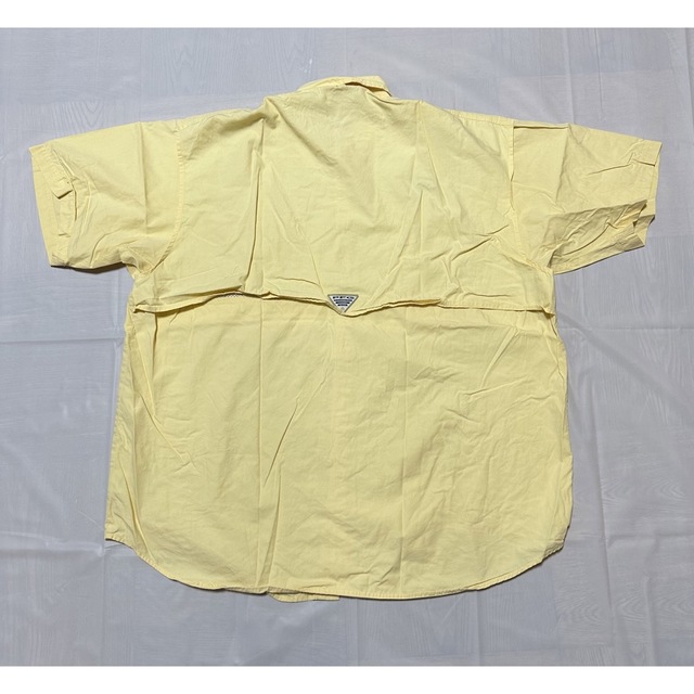Columbia(コロンビア)のフィッシングシャツ 刺繍ロゴ Columbia PFG イエロー　メッシュ メンズのトップス(シャツ)の商品写真