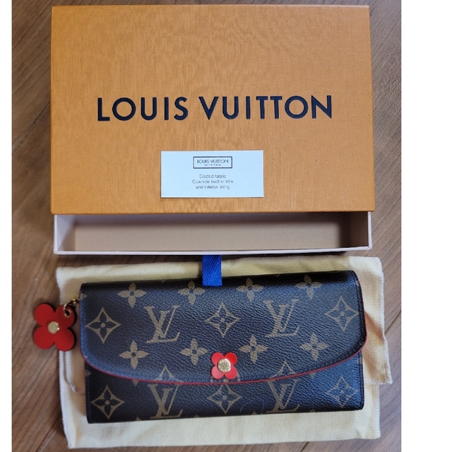 LOUIS VUITTON  ポルトフォイユエミリー フラワーチャーム 長財布