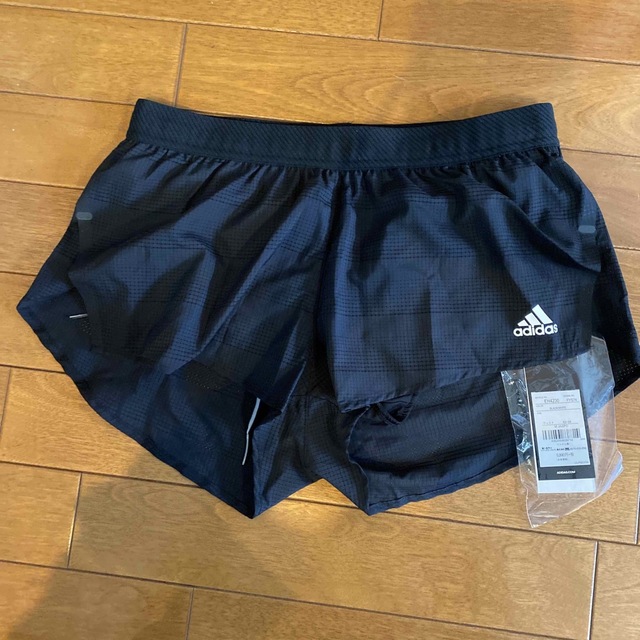 新品未使用 adidas アディダス　ショートパンツ　ランニングパンツ　M