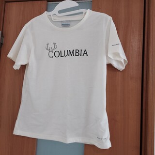 コロンビア(Columbia)の【新品未使用】Columbia　Tシャツ　最終お値下げ！早い方優先！(Tシャツ(半袖/袖なし))