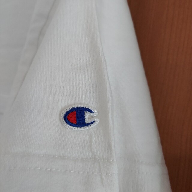 Champion(チャンピオン)のChampion　ポケットTシャツ レディースのトップス(Tシャツ(半袖/袖なし))の商品写真