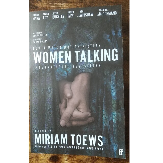 WOMEN TALKING    MIRIAM TOEWS エンタメ/ホビーの本(洋書)の商品写真