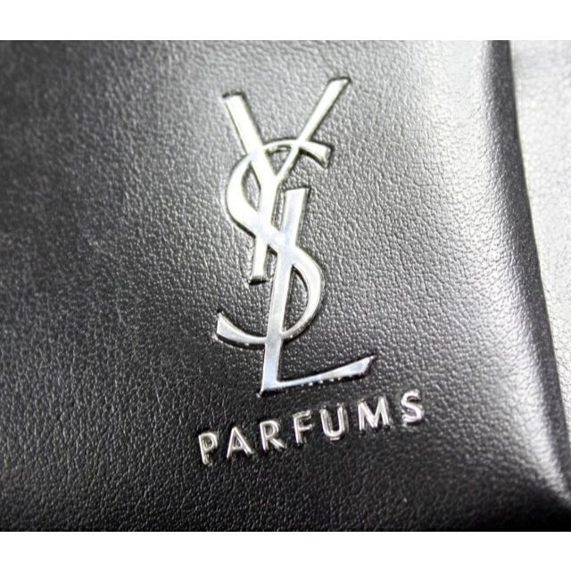 Yves Saint Laurent(イヴサンローラン)のyslpE 新品未使用本物　YSL イヴサンローラン　ノベルティマルチポーチ レディースのファッション小物(ポーチ)の商品写真