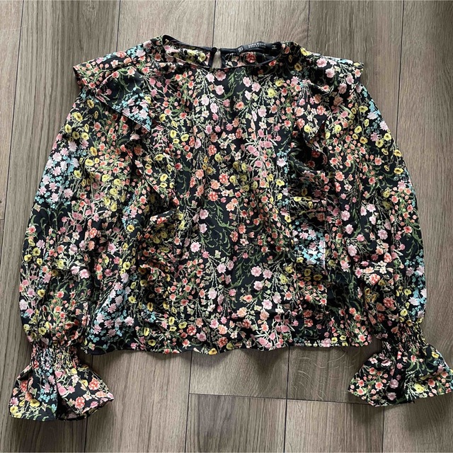 【美品】ZARA BASIC ザラ　花柄ブラウス　シャツ　レディースブラウス