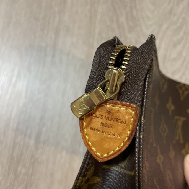 LOUIS VUITTON ポッシュ トワレット 15 コスメポーチ 化粧ポーチ 1