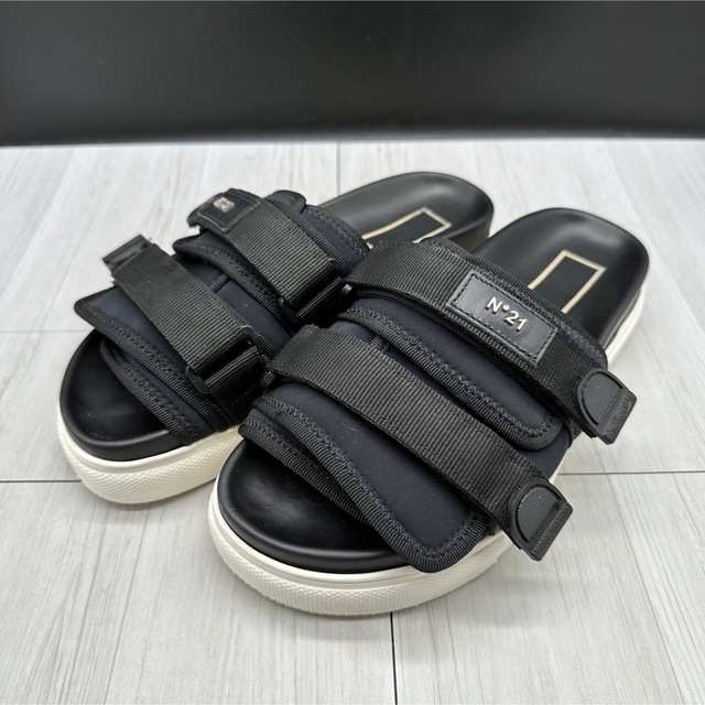 N°21】ヌメロヴェントゥーノ 40 サンダル 25 ブラック 【新作入荷