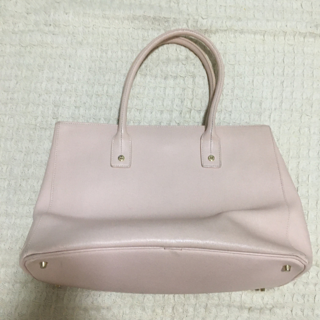 Furla(フルラ)のFURLA フルラ　ピンクの大きめトートバッグ レディースのバッグ(トートバッグ)の商品写真