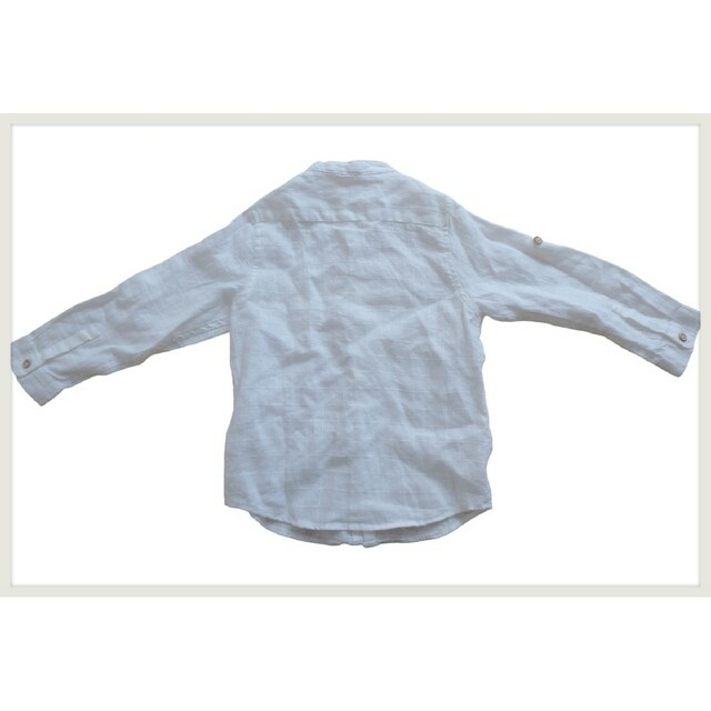 ZARA KIDS(ザラキッズ)のZara Baby Boy リネンシャツ 白 3/4year 104cm キッズ/ベビー/マタニティのキッズ服男の子用(90cm~)(ブラウス)の商品写真