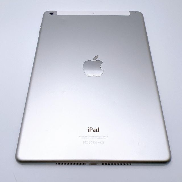 Apple(アップル)の【大容量】iPad Air 128GB SIMフリー【豪華特典付き】 スマホ/家電/カメラのPC/タブレット(タブレット)の商品写真