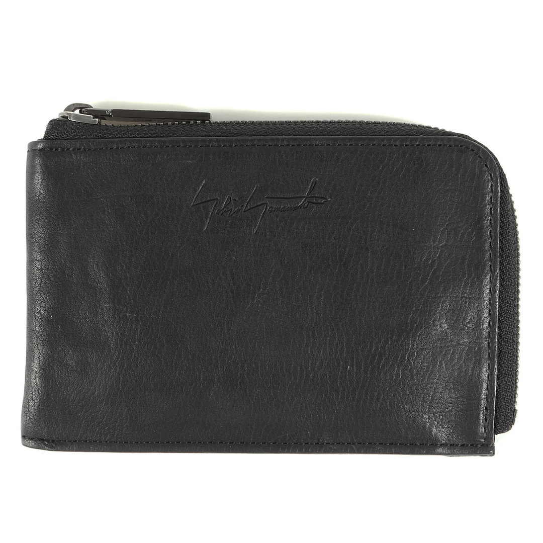 Yohji Yamamoto(Ys) ヨウジヤマモト シグネチャーロゴ エンボス L字型 カウレザー ショート ウォレット Plain short wallet DZ-A97-705 23SS コンパクト ミニ コインケース discord ブラック 黒 日本製 ブランド【メンズ】【中古】【新品同様】 メンズのファッション小物(長財布)の商品写真