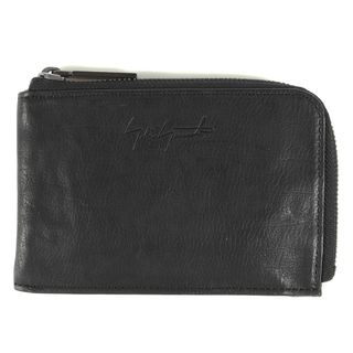 Yohji Yamamoto(Ys) ヨウジヤマモト シグネチャーロゴ エンボス L字型 カウレザー ショート ウォレット Plain short wallet DZ-A97-705 23SS コンパクト ミニ コインケース discord ブラック 黒 日本製 ブランド【メンズ】【中古】【新品同様】(長財布)