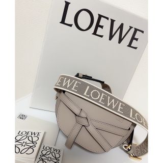 ロエベ(LOEWE)のロエベ ゲートデュアルバッグミニ ソフトカーフ＆ジャカード サンド 新品未使用(ショルダーバッグ)