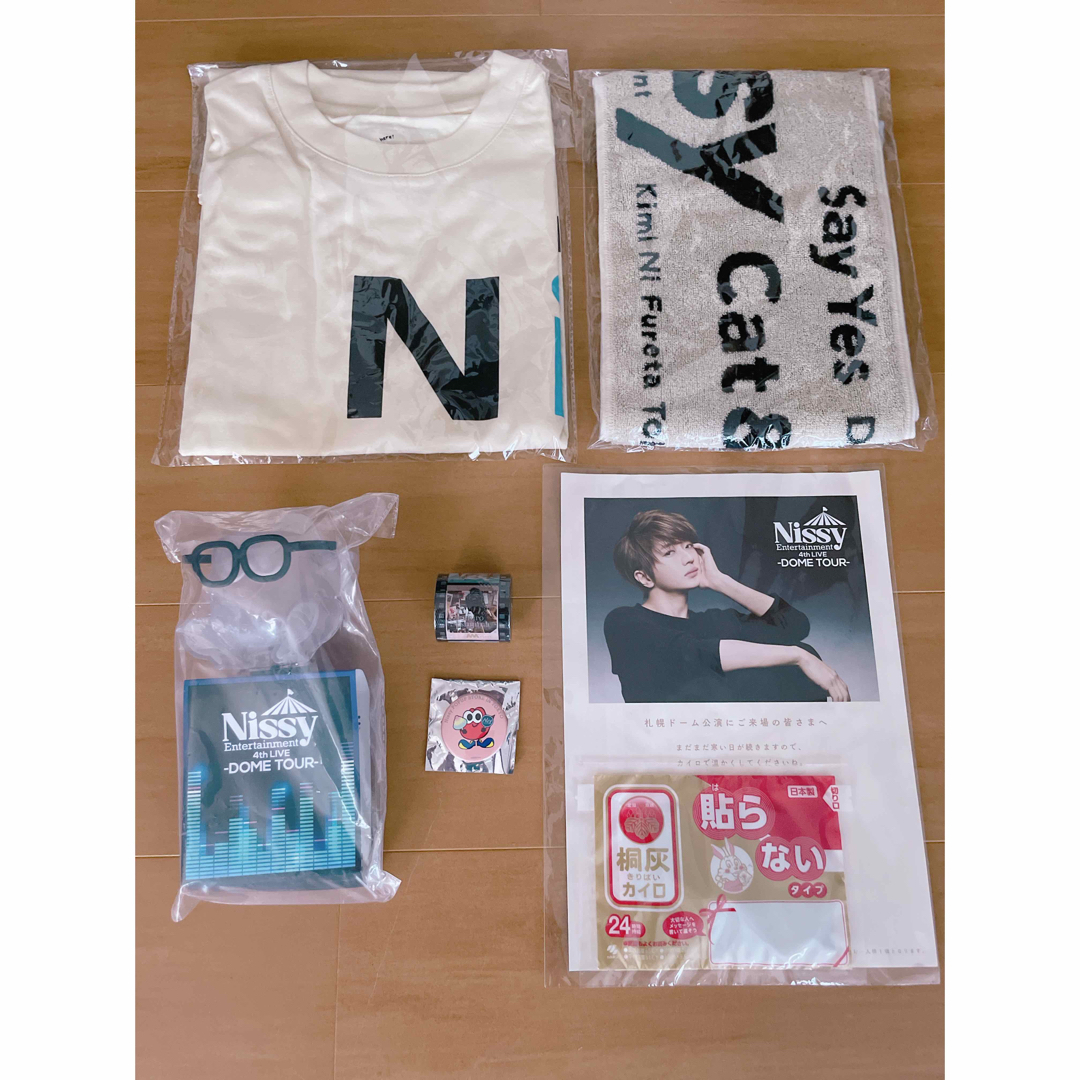 新品未使用・美品！AAA Nissy 西島隆弘 ライブ　tシャツ グッズ　セット エンタメ/ホビーのタレントグッズ(ミュージシャン)の商品写真