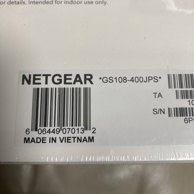 NETGEAR GS108-400JPS スマホ/家電/カメラのPC/タブレット(PC周辺機器)の商品写真
