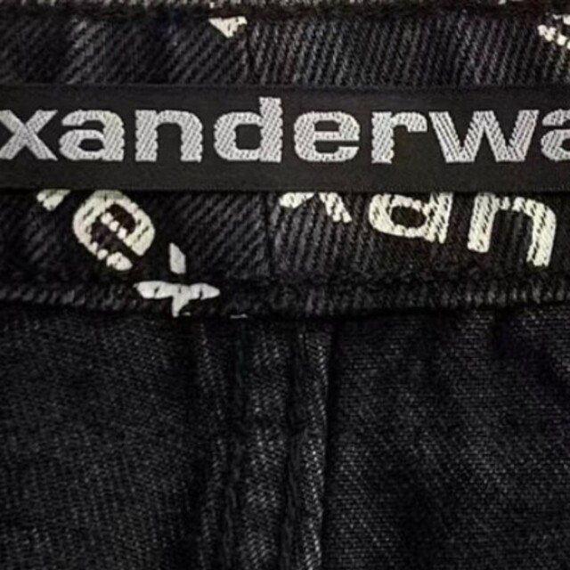 Alexander Wang エイジドグレーデニム バイトロゴ ショーツS 独特の