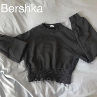 【希少】Bershka ベルシュカ　クロップド丈 スエットシャツUSA-Mサイズ