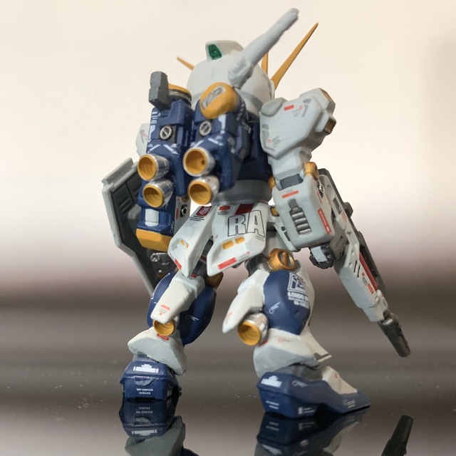 フルリペイント ガンダムコンバージ νガンダム 塗装 完成品 8